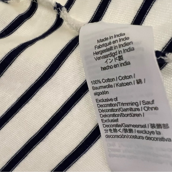 J Crew cropped navy striped blouse with eyelet ruffle trim on‎ sleeve XS - Picture 7 of 7